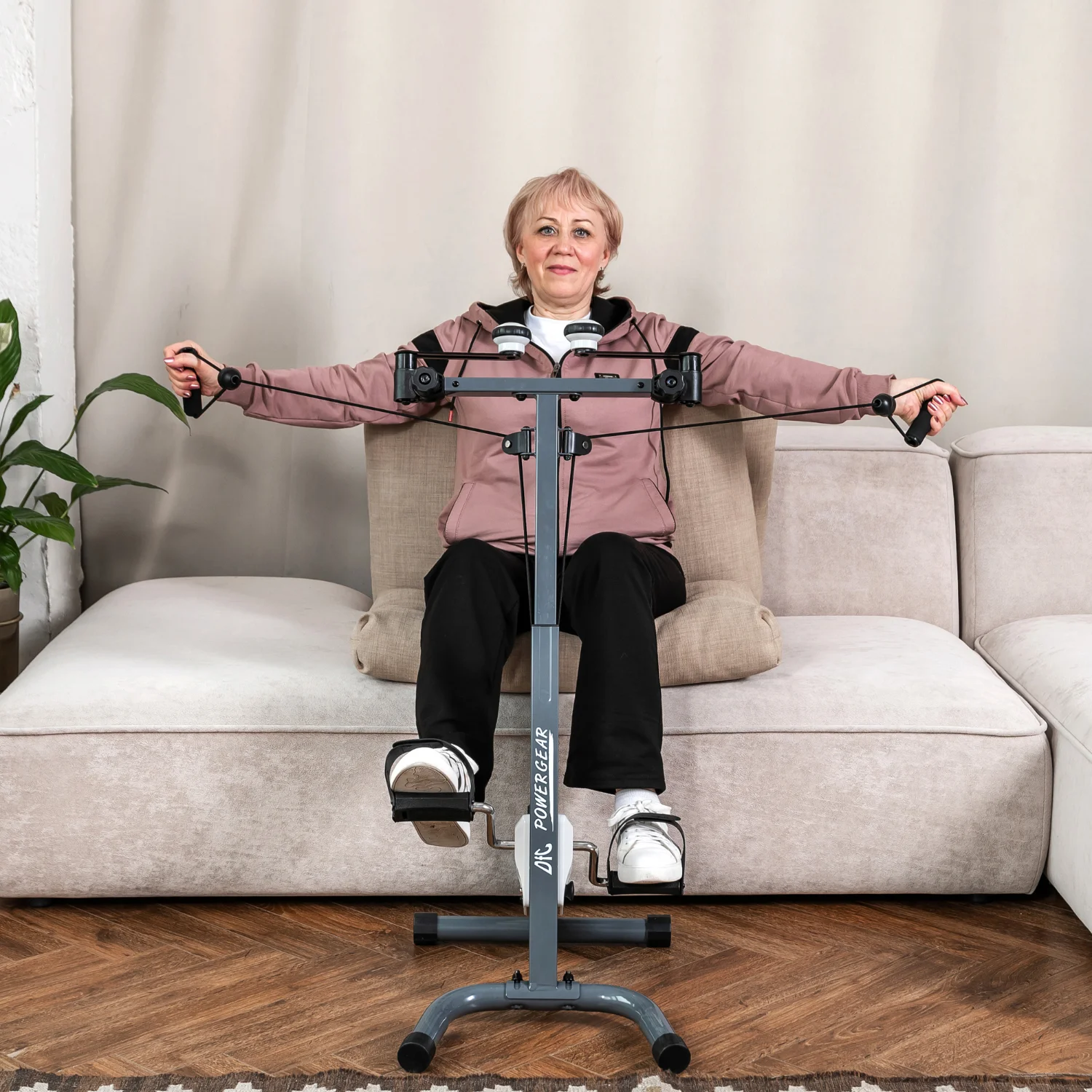 Реальное фото Велотренажер двойной DFC B810W dual bike от магазина Спортев