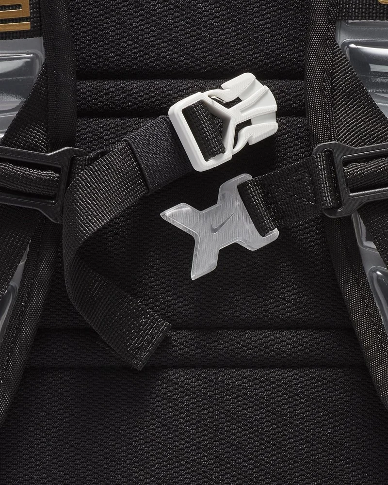 Реальное фото Рюкзак Nike Elite Pro черный/белый от магазина Спортев