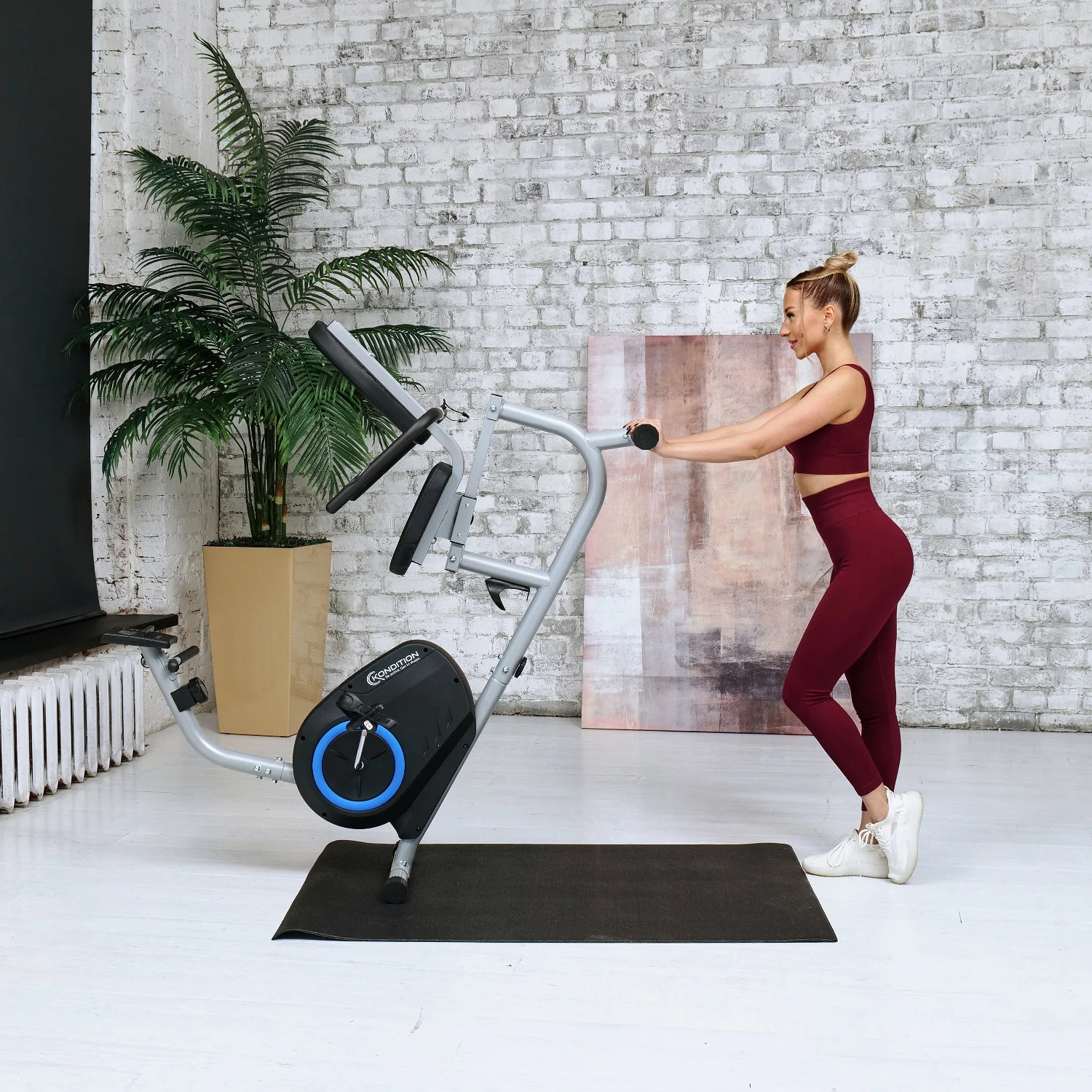 Реальное фото Велотренажер DFC GBYQ-2300D от магазина Спортев