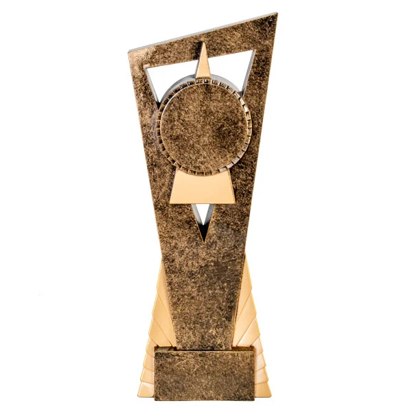 Реальное фото Фигура 11696-1 (H-18см) от магазина Спортев