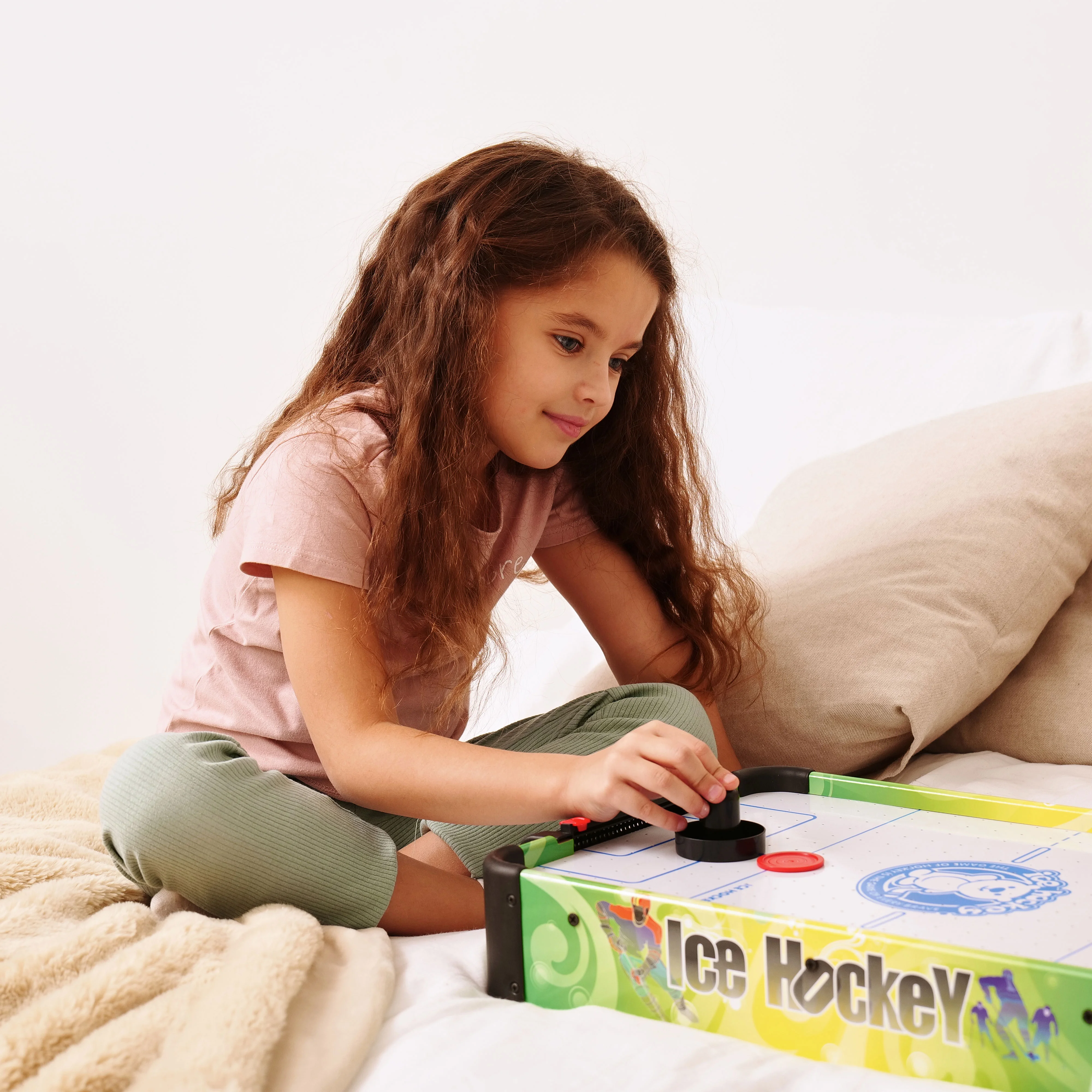 Реальное фото Игровой стол - аэрохоккей DFC SB-AT-3001 от магазина Спортев