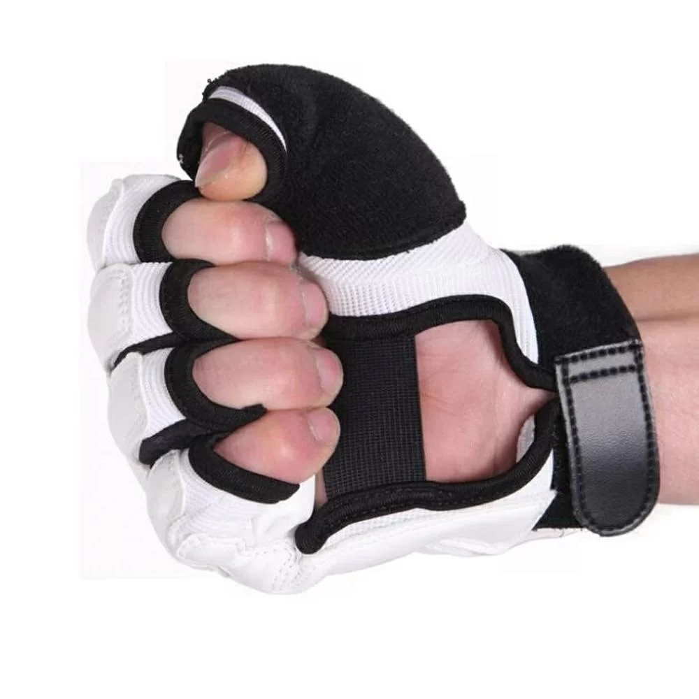 Реальное фото Перчатки Kwon Gloves Gel Wrap с бинтом 2 м черные 4050160 от магазина СпортЕВ