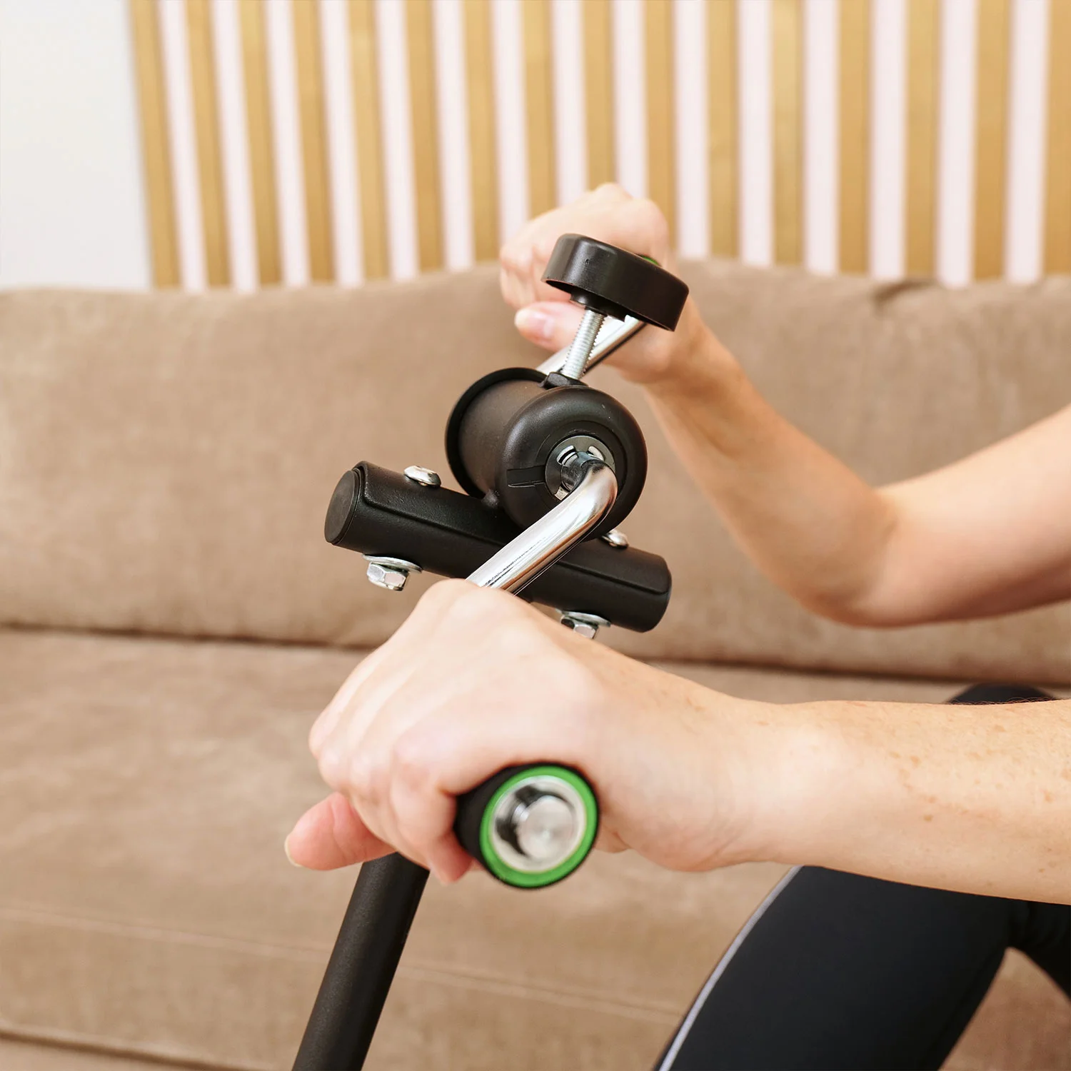 Реальное фото Велотренажер двойной DFC B6008 dual bike от магазина Спортев