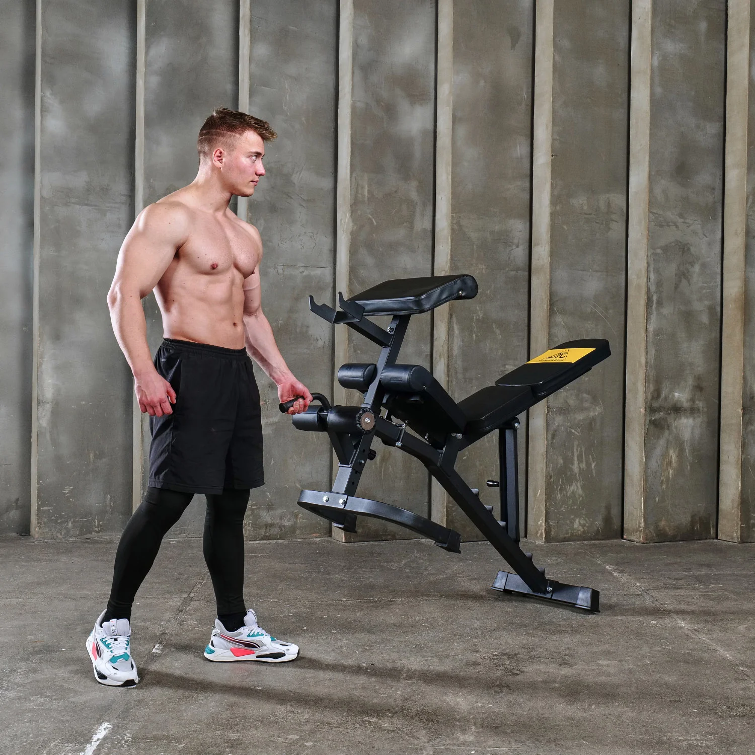 Реальное фото Скамья силовая DFC SUB018 от магазина Спортев