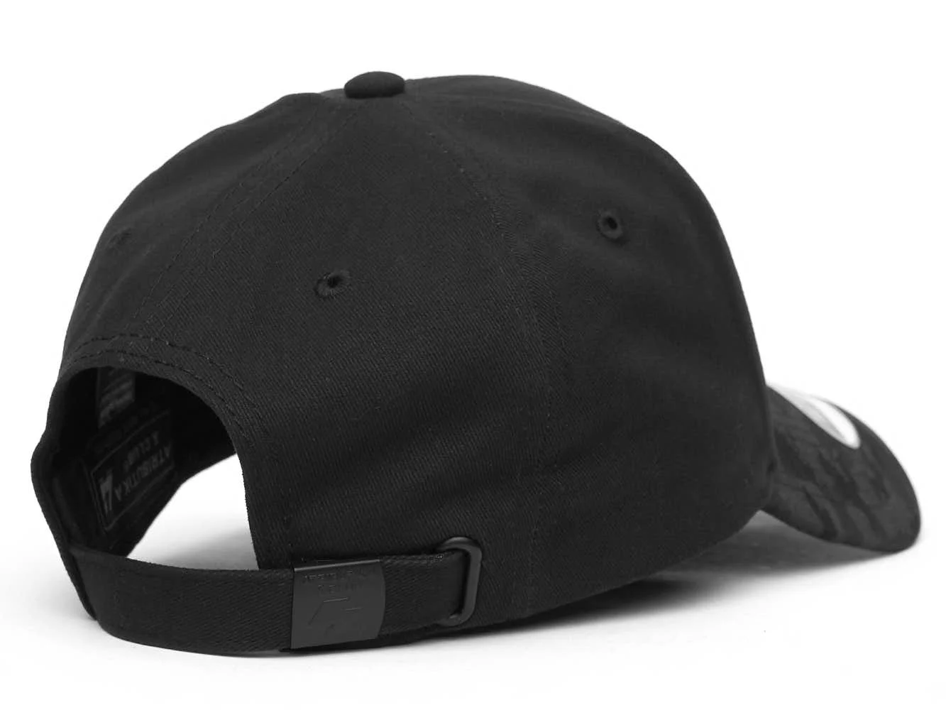 Реальное фото Бейсболка №11 черная р.55-58 20693 от магазина Спортев