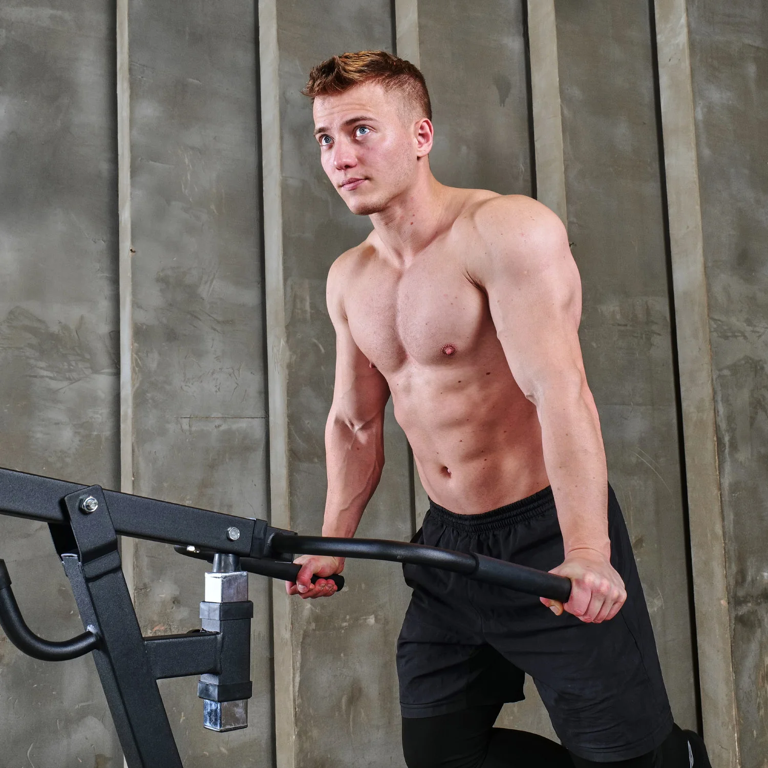 Реальное фото Скамья силовая DFC SUB018 от магазина Спортев