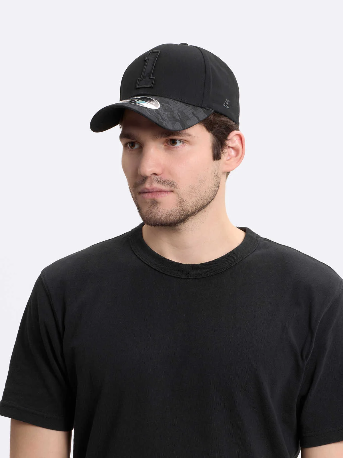 Реальное фото Бейсболка №1 черная р.55-58 20683 от магазина Спортев