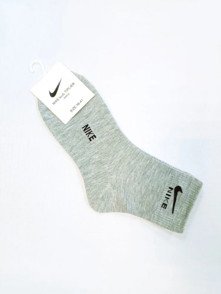 Реальное фото Носки Nike серый от магазина Спортев