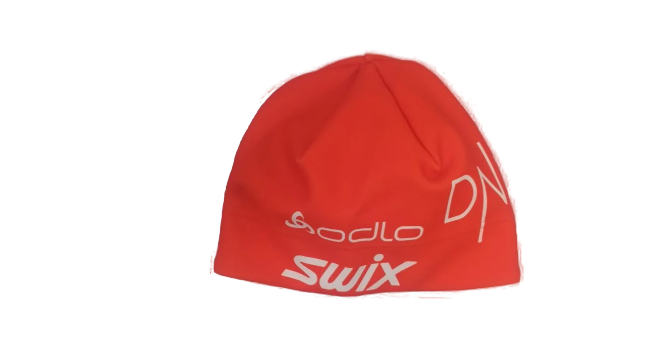 Реальное фото Шапка гоночная с лого DnB красный от магазина Спортев