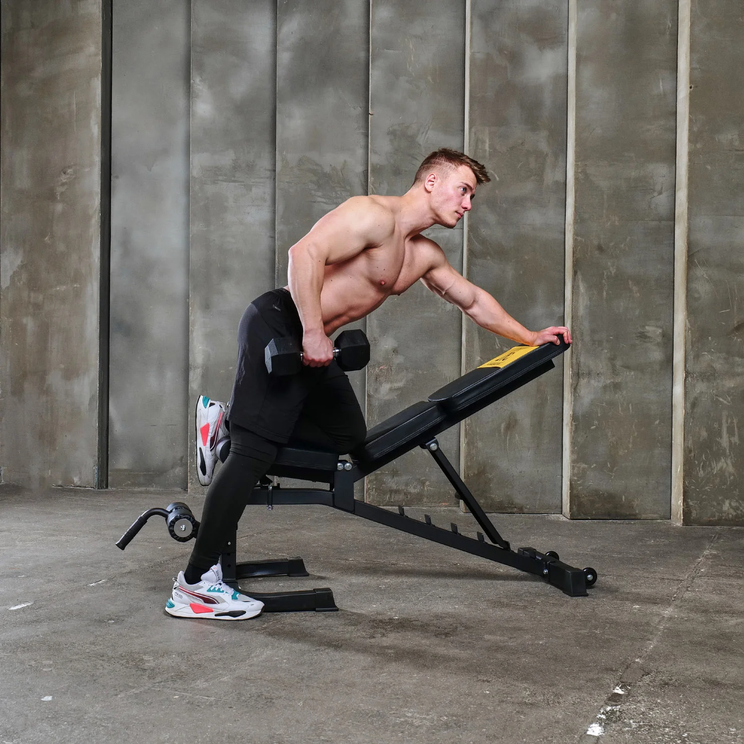 Реальное фото Скамья силовая DFC SUB018 от магазина Спортев