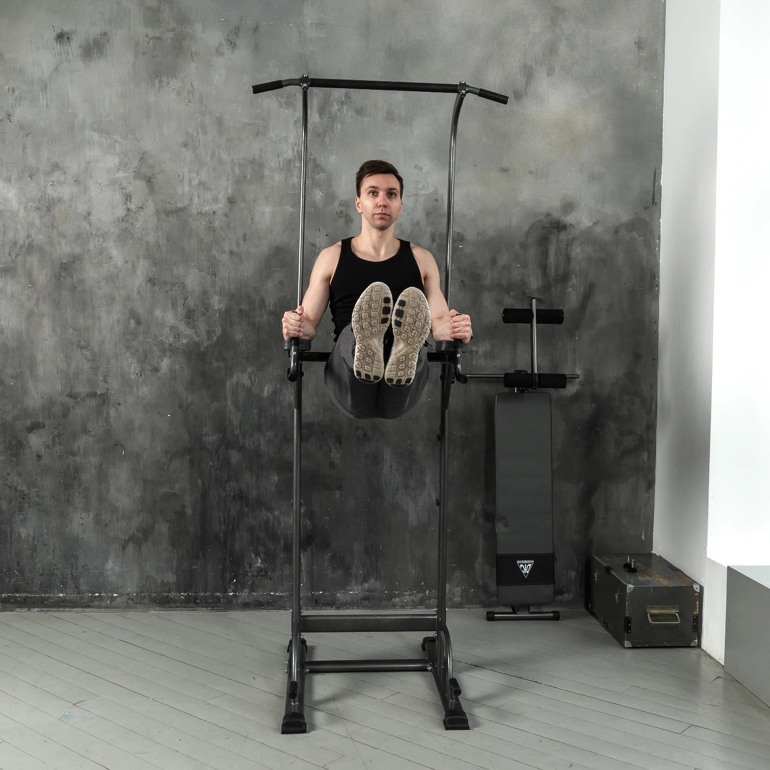 Реальное фото Турник-брусья со скамьей DFC Power Tower G003 от магазина Спортев