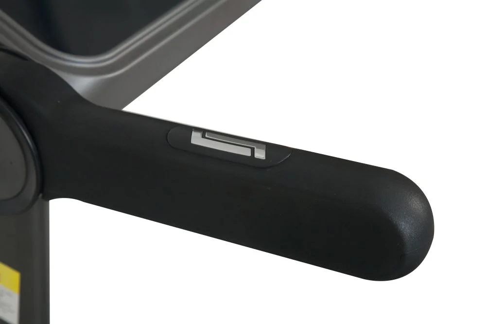 Реальное фото Беговая дорожка электрическая Atemi, AT703 от магазина Спортев