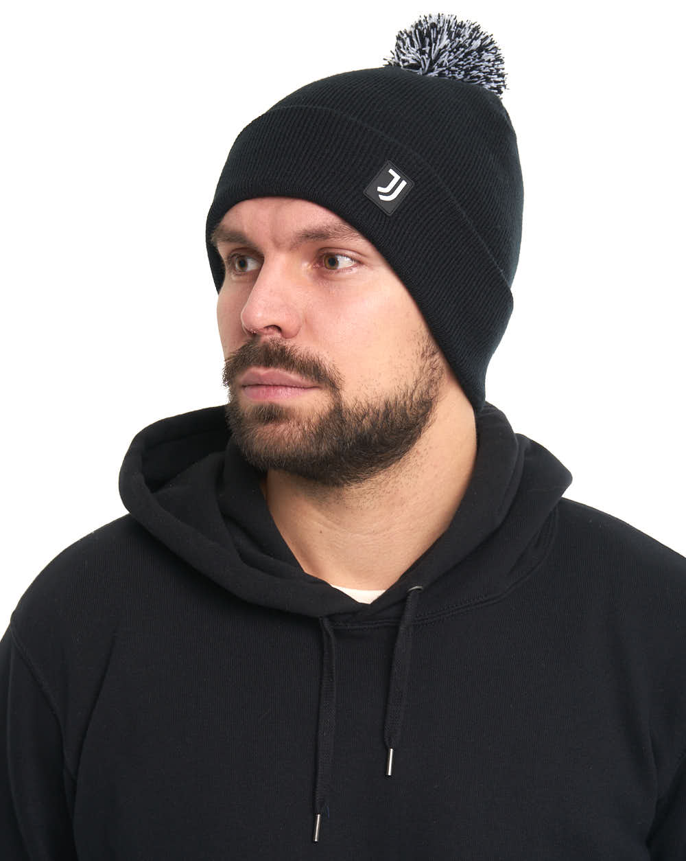 Реальное фото Шапка FC Juventus с помпоном полимерный шеврон черная р.55-58 37306 от магазина Спортев