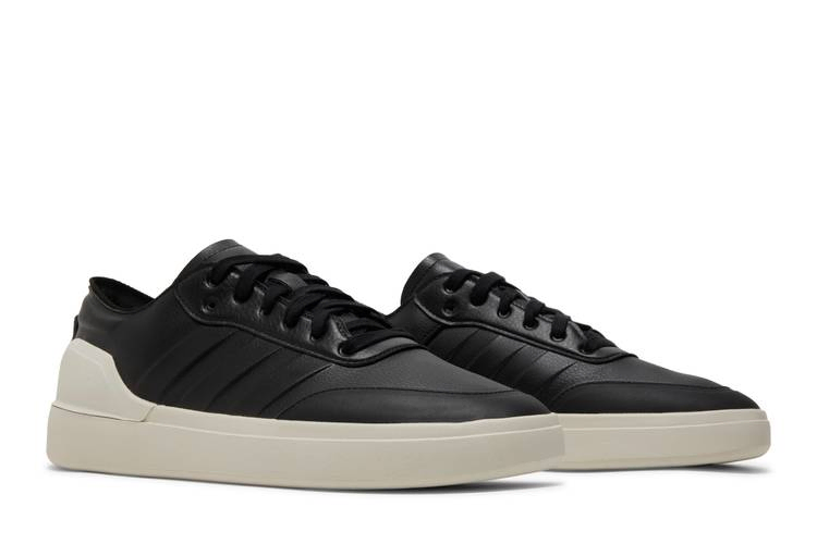 Кроссовки Adidas Court Revival HP2604 Реальное фото Кроссовки Adidas Court Revival HP2604 от магазина Спортев