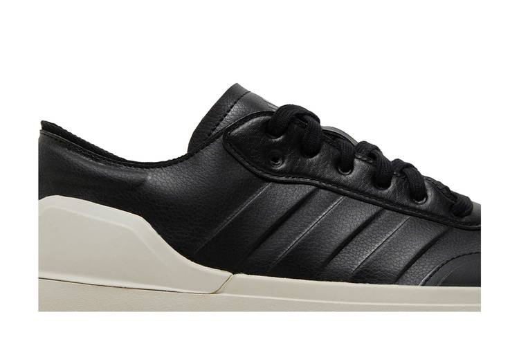 Кроссовки Adidas Court Revival HP2604 Реальное фото Кроссовки Adidas Court Revival HP2604 от магазина Спортев