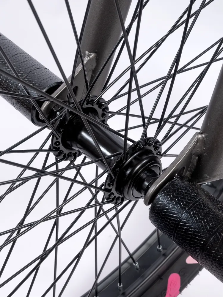 Велосипед GAVER Test BMX 20" Реальное фото Велосипед GAVER Test BMX 20" от магазина Спортев