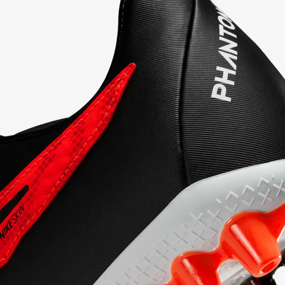 Бутсы Nike Phantom GX Academy AG DD9469-600 Реальное фото Бутсы Nike Phantom GX Academy AG DD9469-600 от магазина Спортев